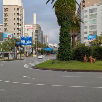 宮崎駅西口前