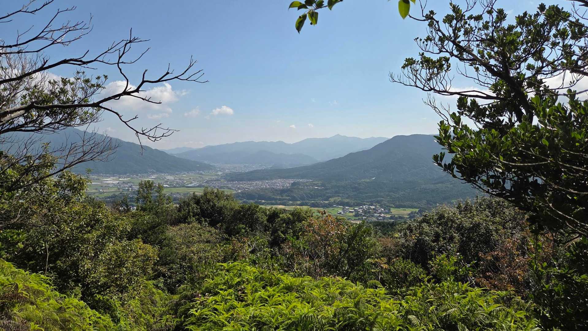 飯盛山-日向山-高地山 往復コースの写真