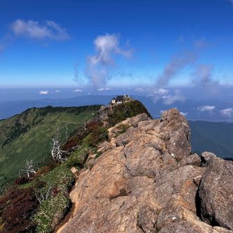 天狗岳から石鎚山