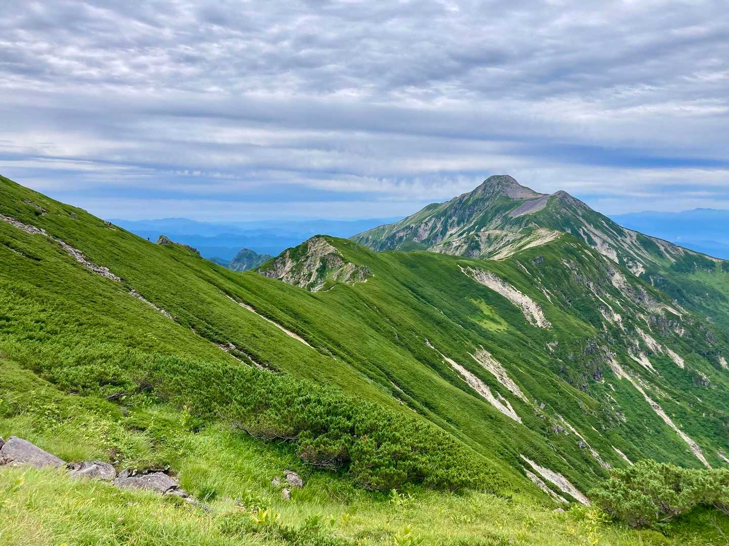 近づくごとにシャッターチャンス
こんな絶景が待ってたなんて‼️
感動です。恐るべし笠ヶ岳