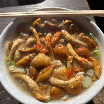 金時山茶屋のなめこ汁😋
