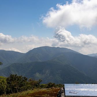 正面に雨乞岳
雲が晴れた