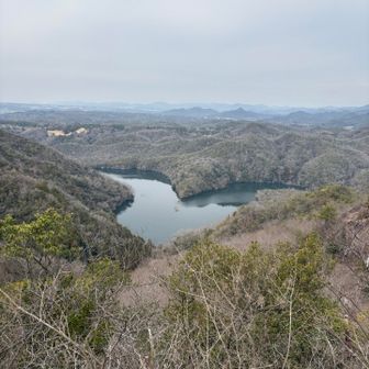 東大岩が岳から🩵