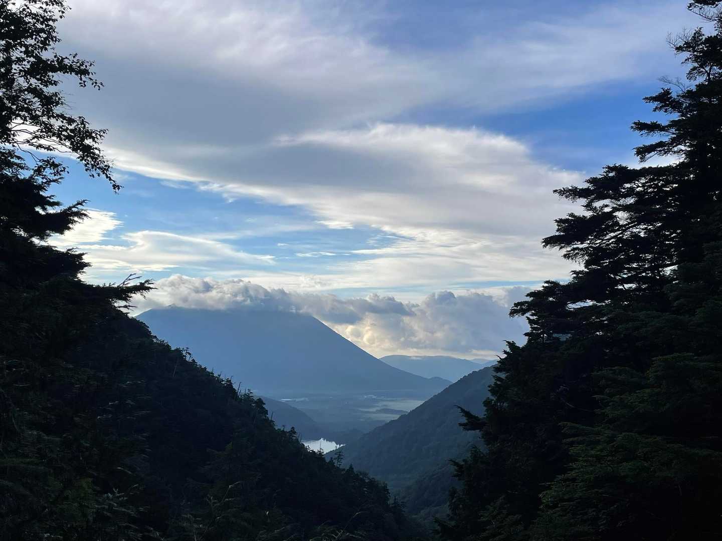金精峠登山口-金精峠-温泉ヶ岳 往復コースの写真