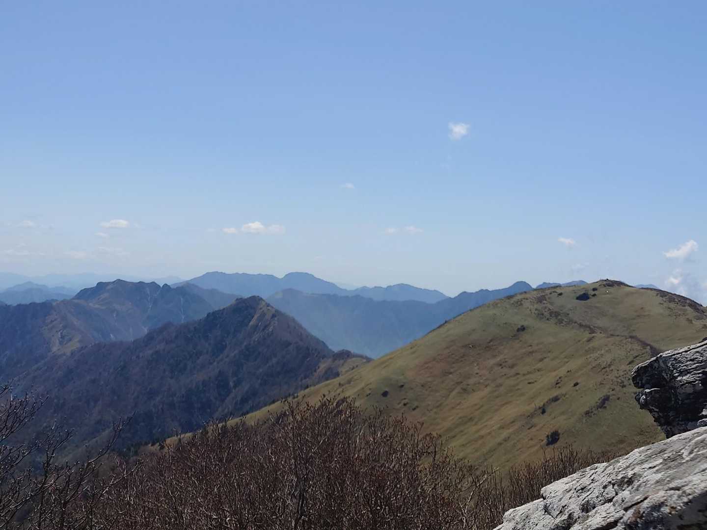 大永山トンネル口-大坂屋敷越-獅子舞の鼻-ちち山 往復コースの写真