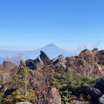青年小屋のテラスからの
富士山