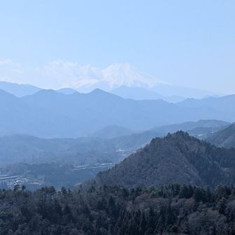 登山道を整備している大将お勧めの眺望。