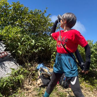ぺぺさん、メロンカットお願いね

「おっしゃ任せろ！」