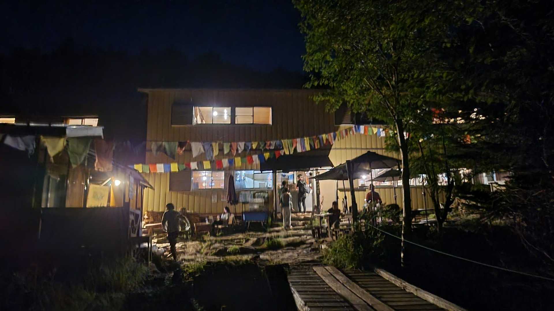 日が沈んだオーレン小屋✨
雰囲気最高！