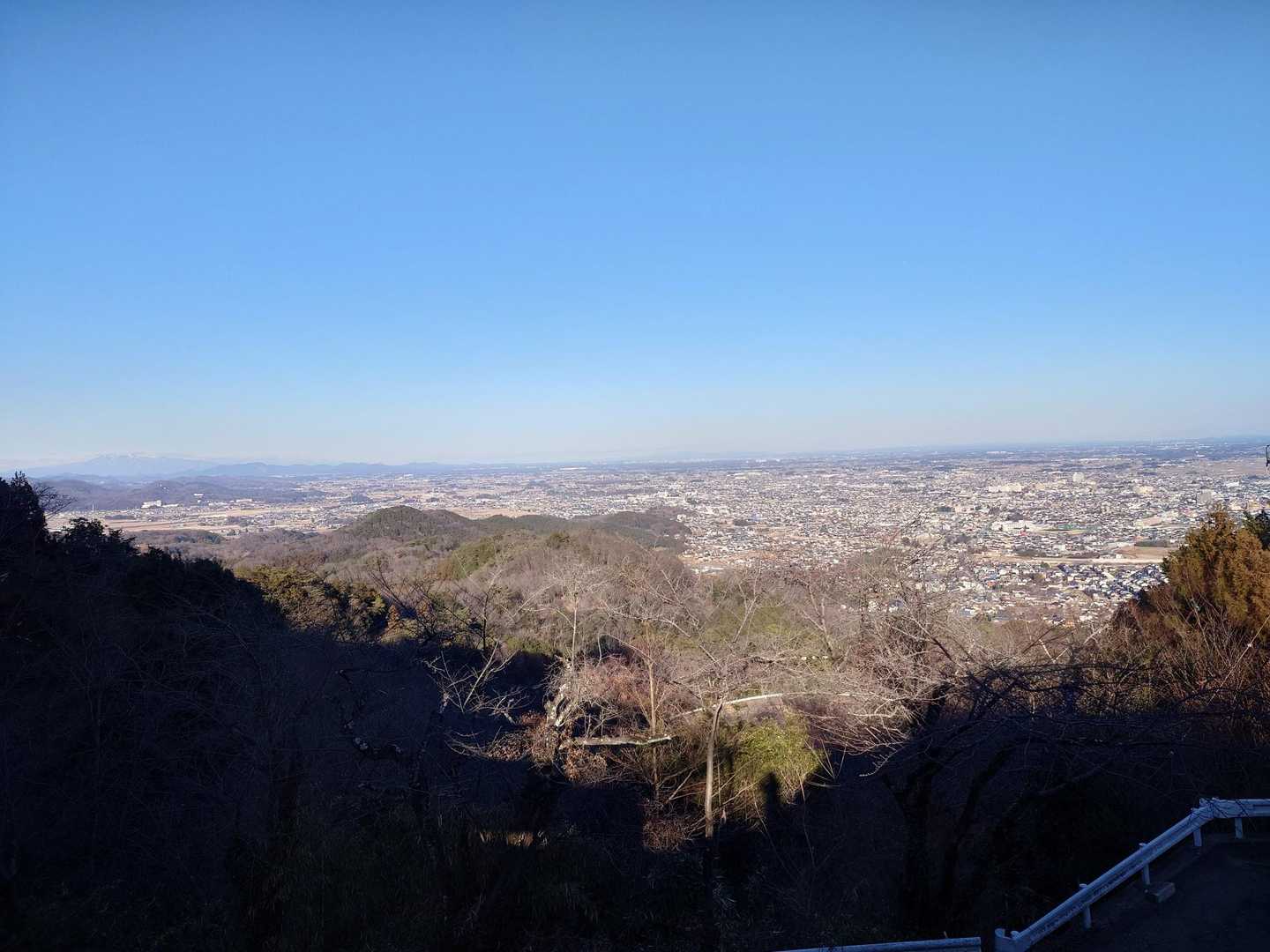 玉子焼きの山田屋さんから眺望最高です
街が近いですねー
夜景も綺麗そう