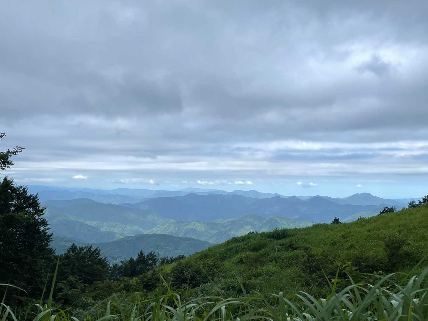 すでに1000m超えなので、十分良い景色✨