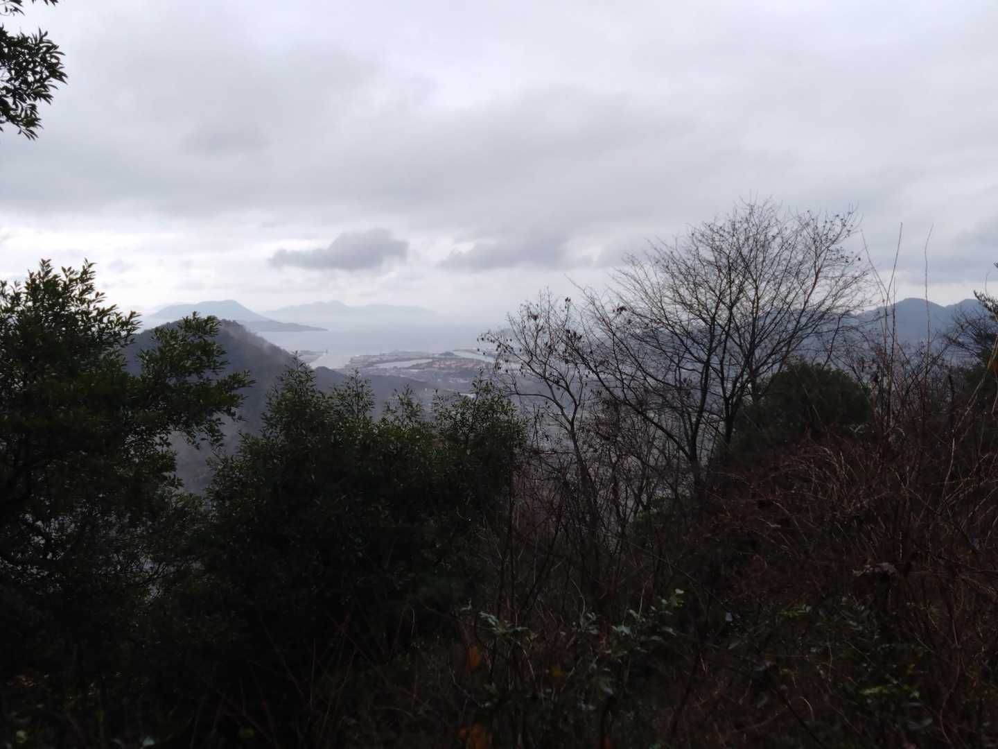 風穴登山口-志保山-七宝山-稲積山 縦走コースの写真