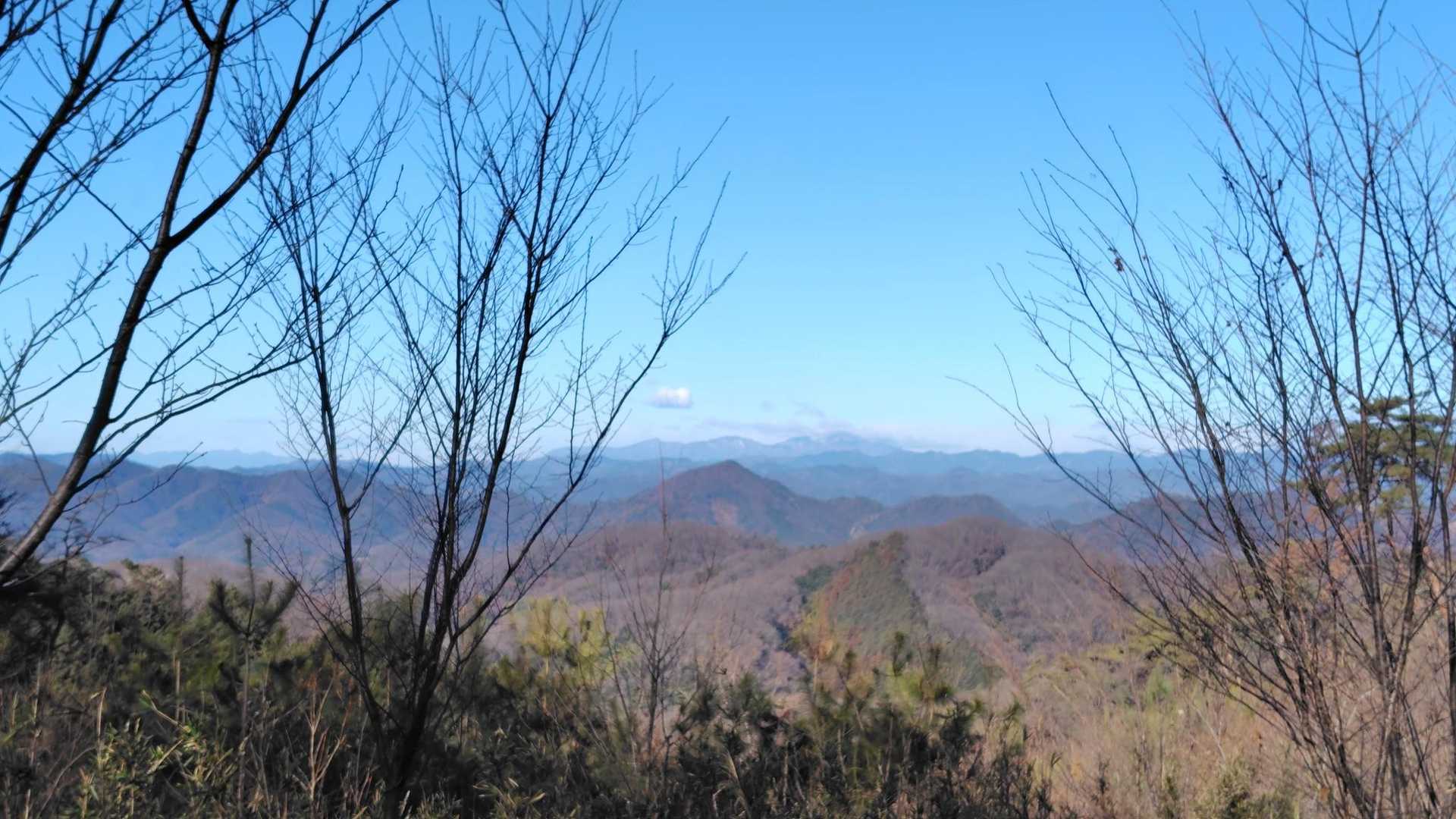晃石神社-晃石山-青入山-桜峠-馬不入山 周回コースの写真