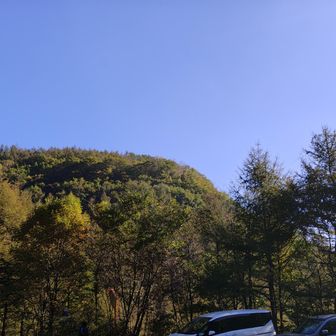 駐車場はここだけではなく近辺にまだありました