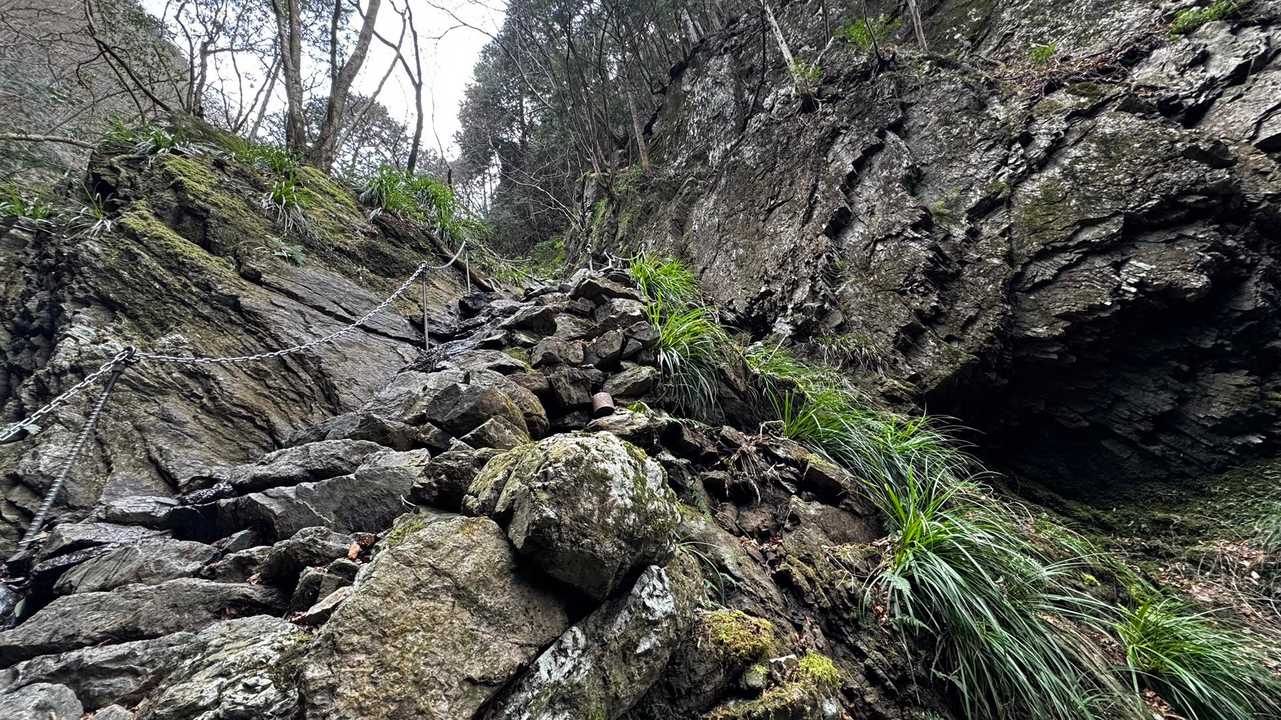 岩茸石山・棒ノ折山縦走 の写真 14