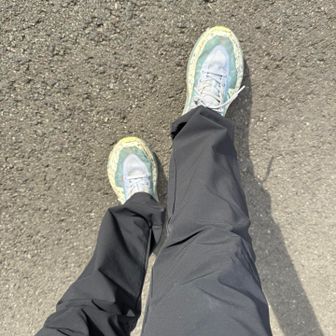 インソール忘れはもはやデフォルトか。
二度と忘れたくないからオリジナルインソールに戻しておいたのに、洗った時外したんだった🤣