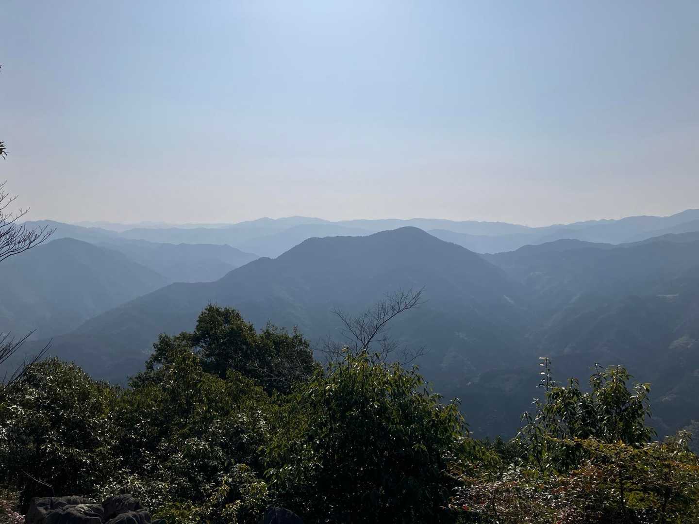 九州山地が広がります
心沸き立つ景色⟡.·*.