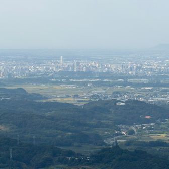 ふるさと豊橋
私のいちばんの豊橋自慢は、新幹線が地べたを走っていること😤