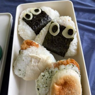 じゃじゃーん

👸どんびきおにぎり🍙作ってきたよ🏂何じゃそりゃぁぁぁ⁉︎
