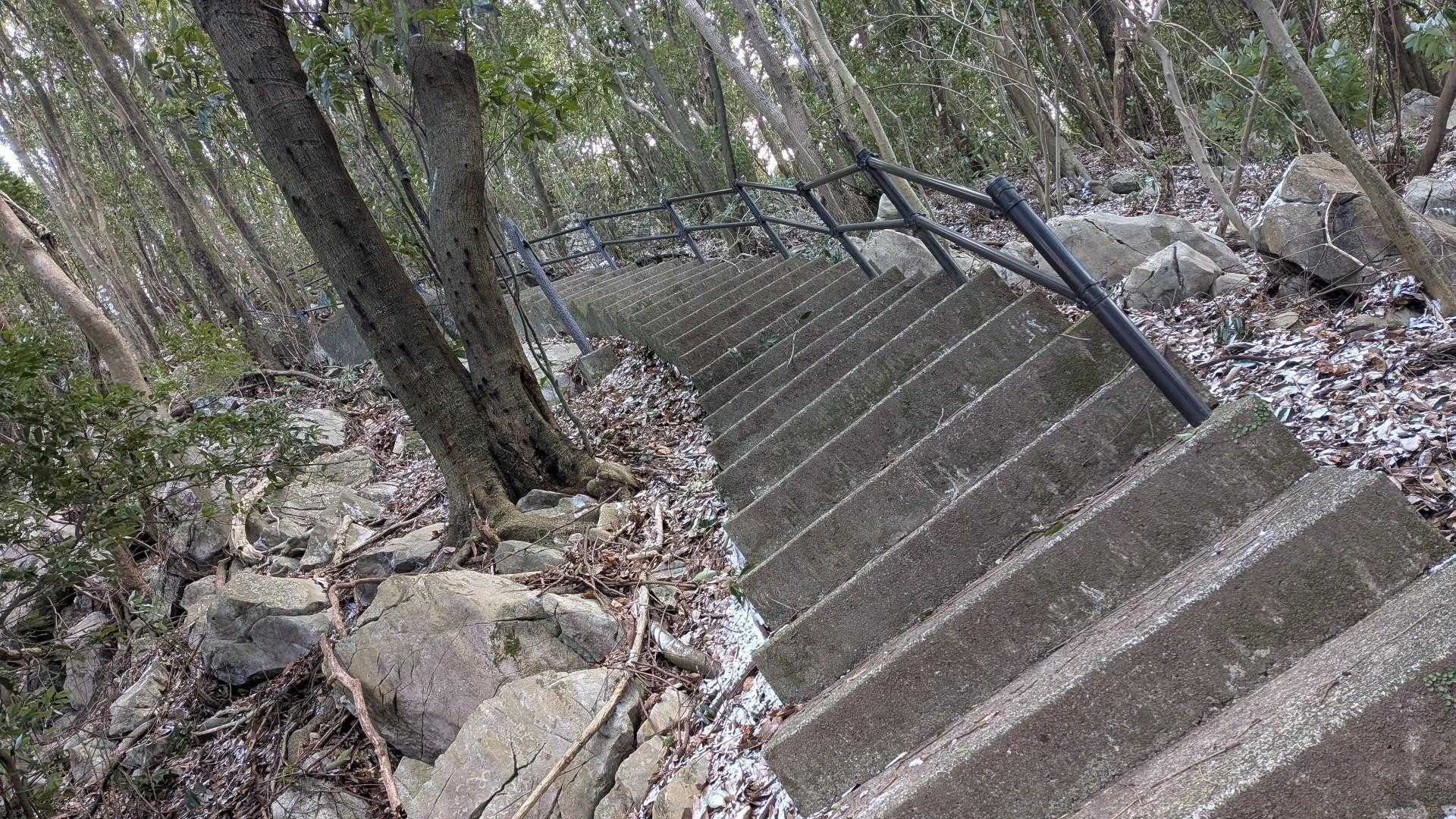 まだまだ階段