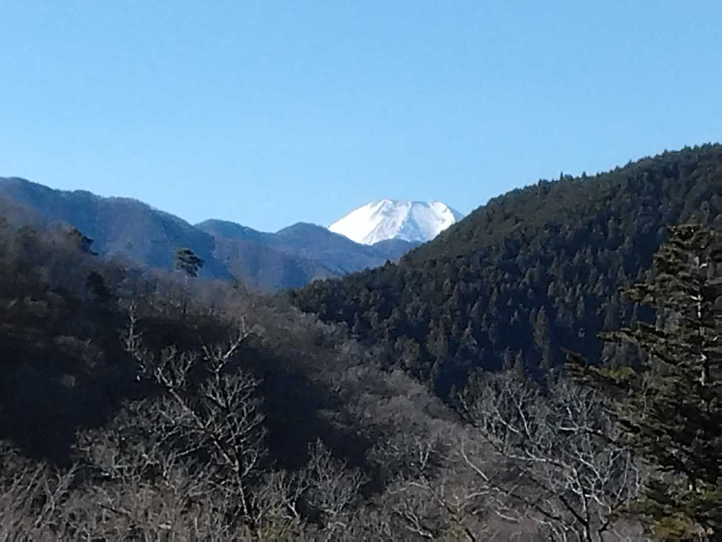 四方津駅-大地峠・高柄山登り口-川合峠-大丸-千足峠-高柄 縦走コースの写真