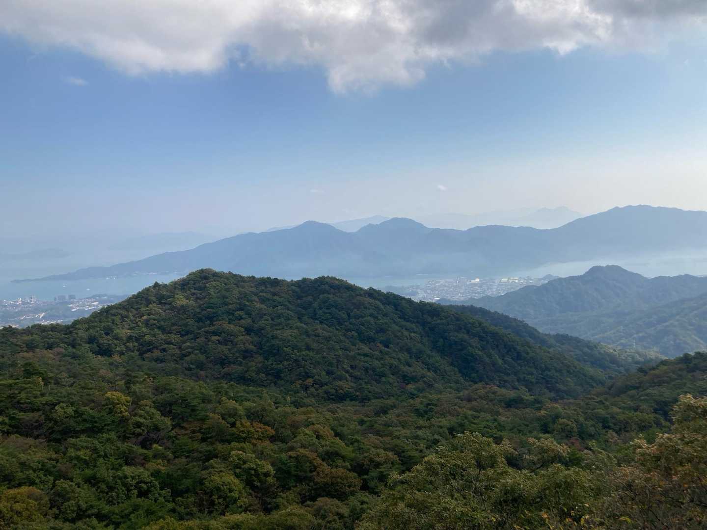 奥滝山から
