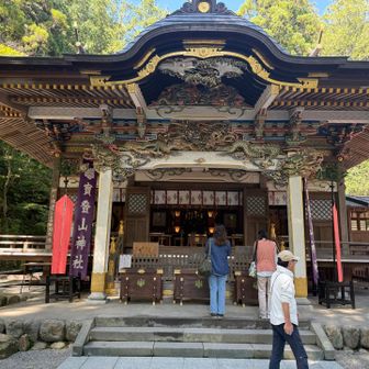 ゆっくり歩いて宝登山神社に到着⛩️