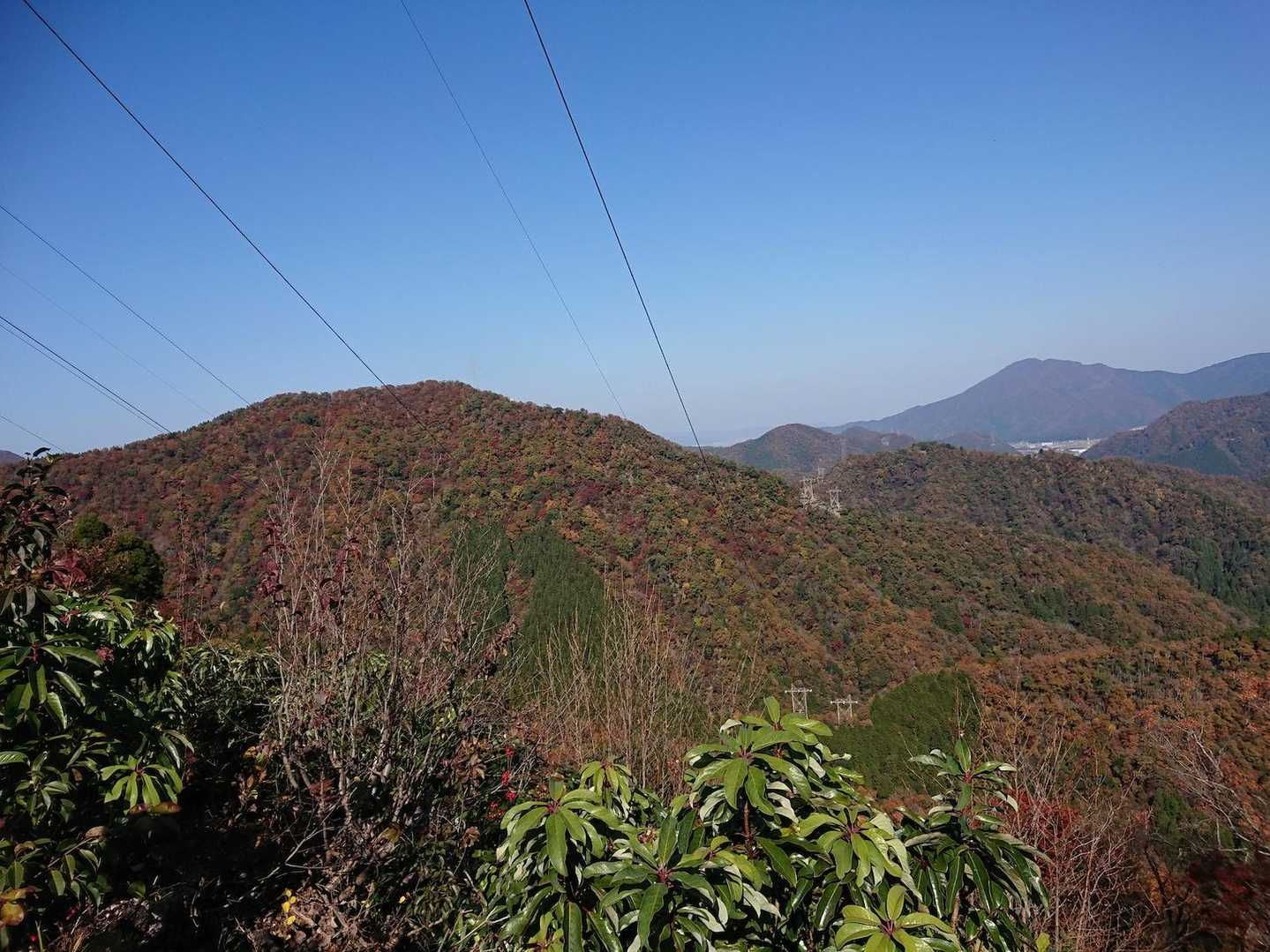 あちらは鍋倉山かな
