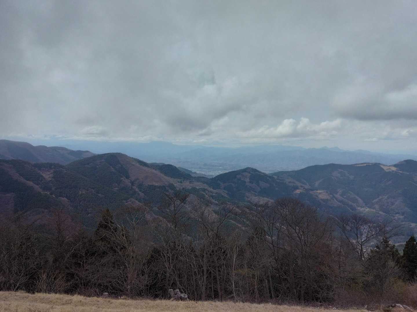 皆谷バス停-笠山-笠山峠-七重峠-堂平山-剣ヶ峰-白石峠- 縦走コースの写真