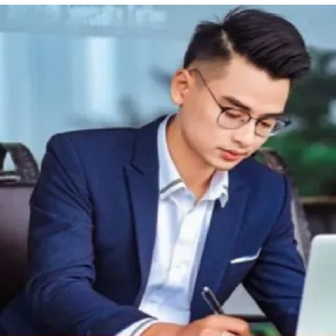 CEO i9bet Myke Trần