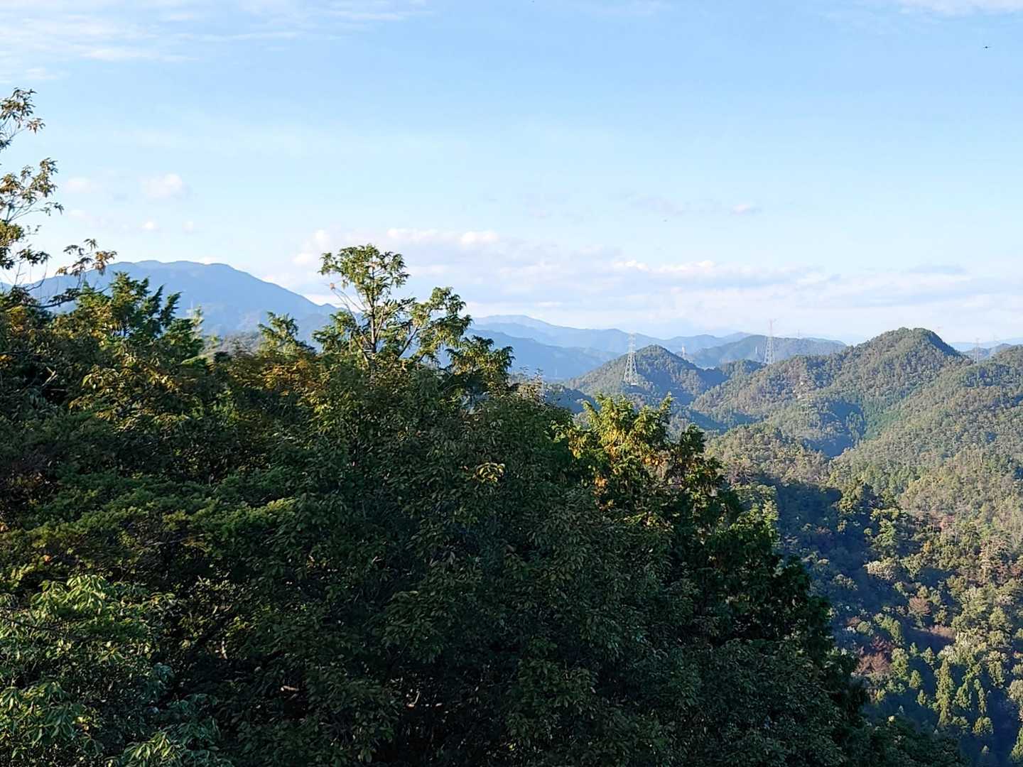 左奥は御嶽山ではないか🙆
