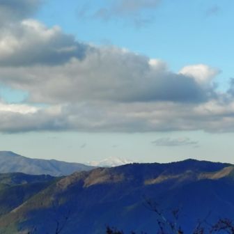 御嶽山方向です