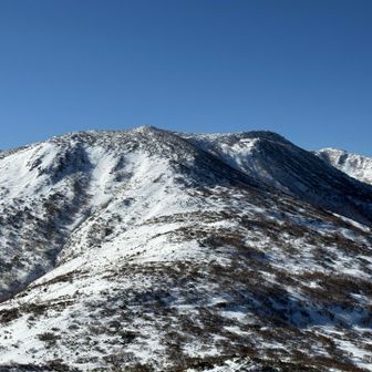 スダレ山・三本槍
山頂から先はトレースない