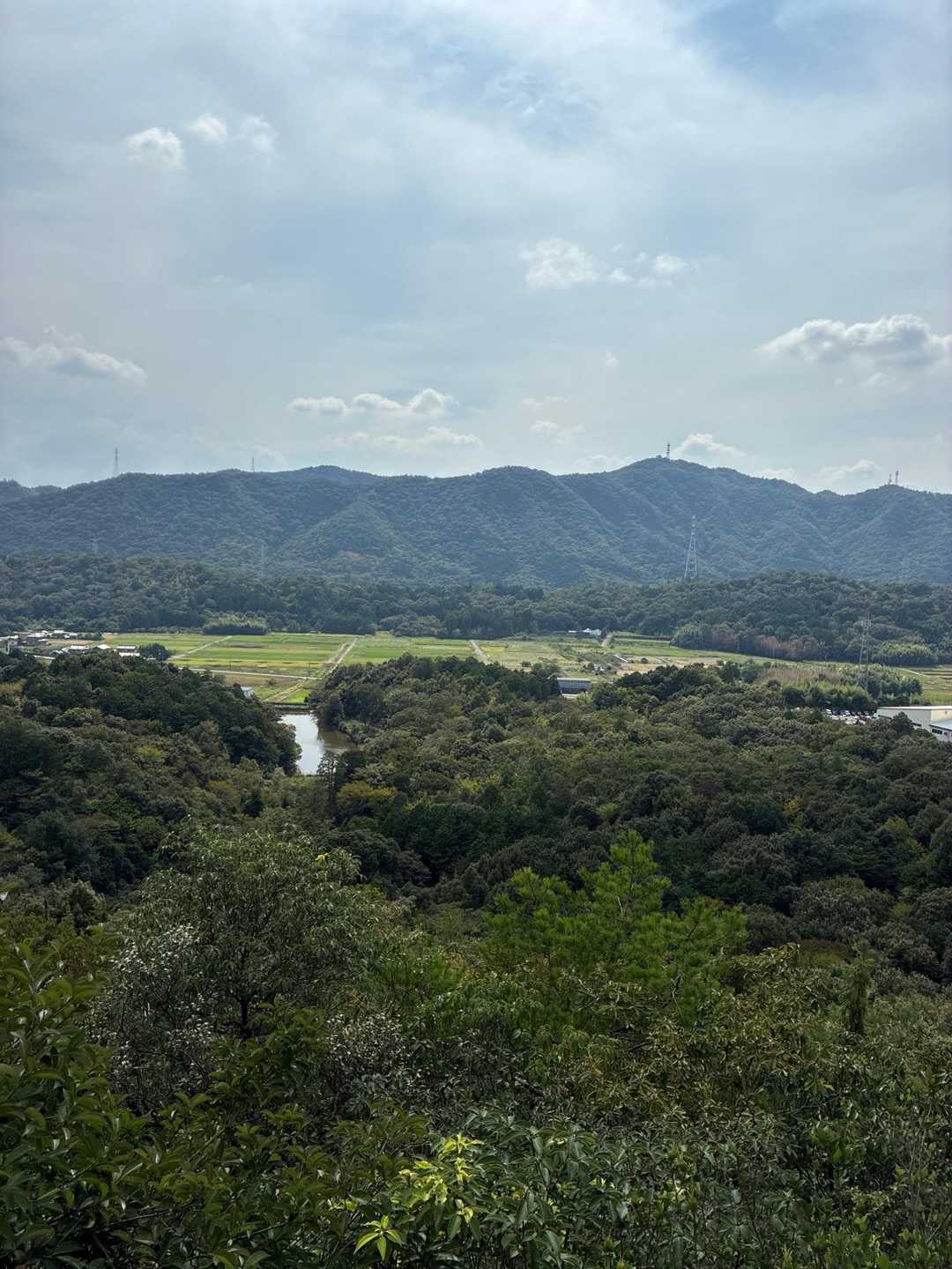 下り途中の八幡展望台からの眺望