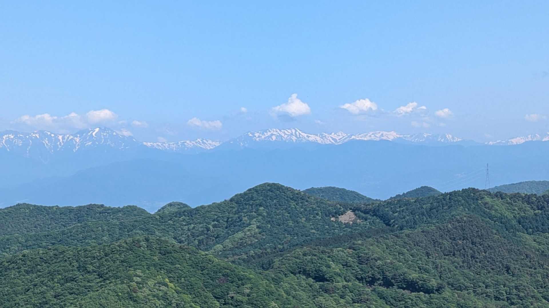 三国の山々