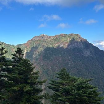 ガスが無くなり石鎚山🏔️ドゥーン