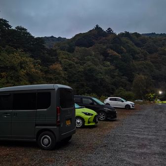 御座石鉱泉駐車場（無料）