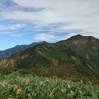 別山の後に白山も見えます
