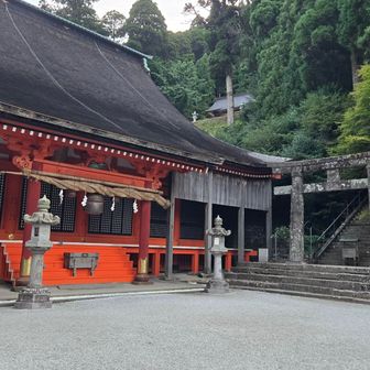 ８分で奉幣殿
