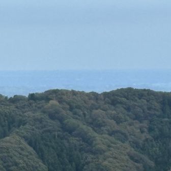 さだかでは無いが太平洋が見えているのかも知れない