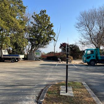 あら、こちらも工事中で入れず😿