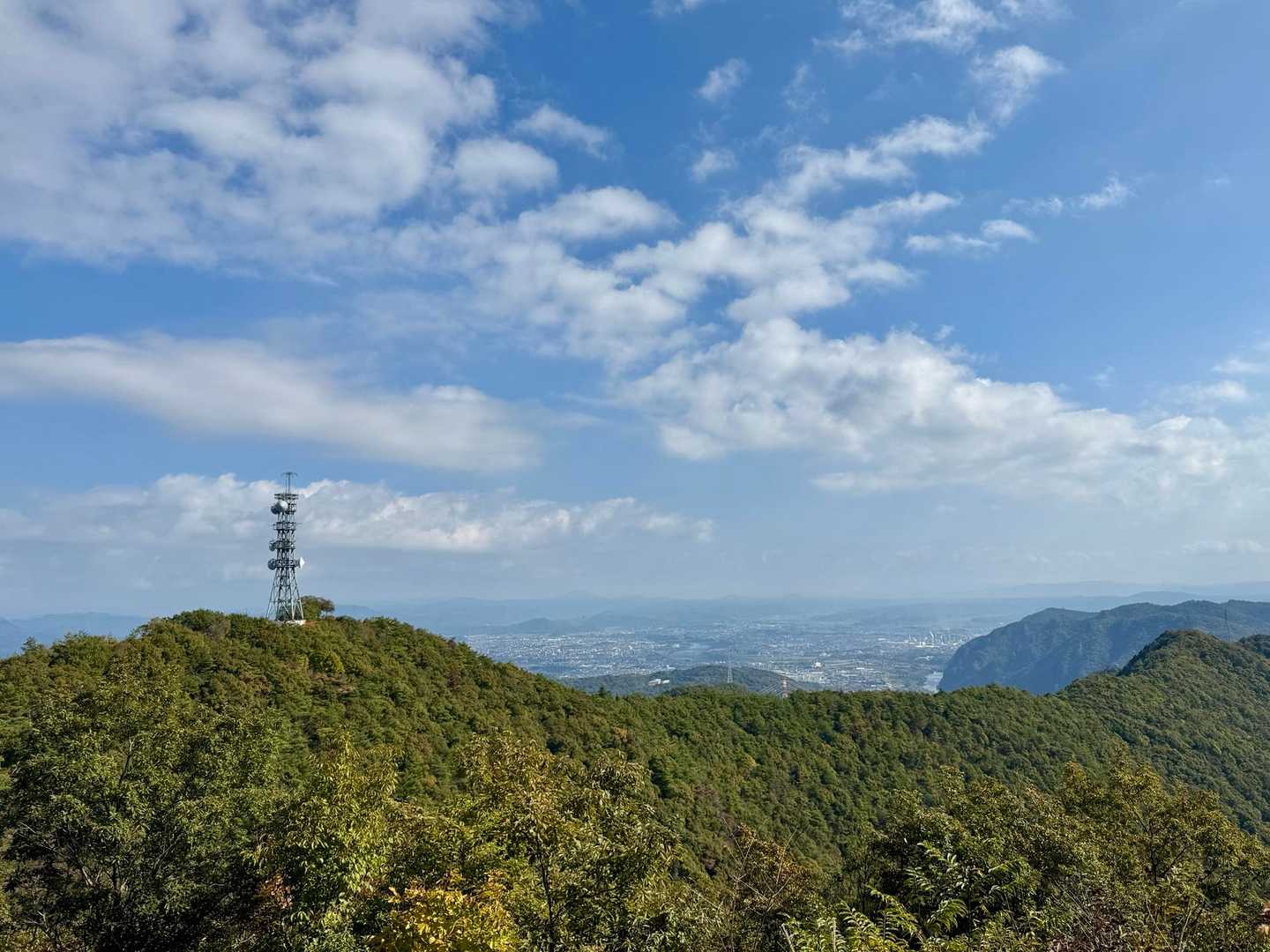 金毘羅山から明王山方面