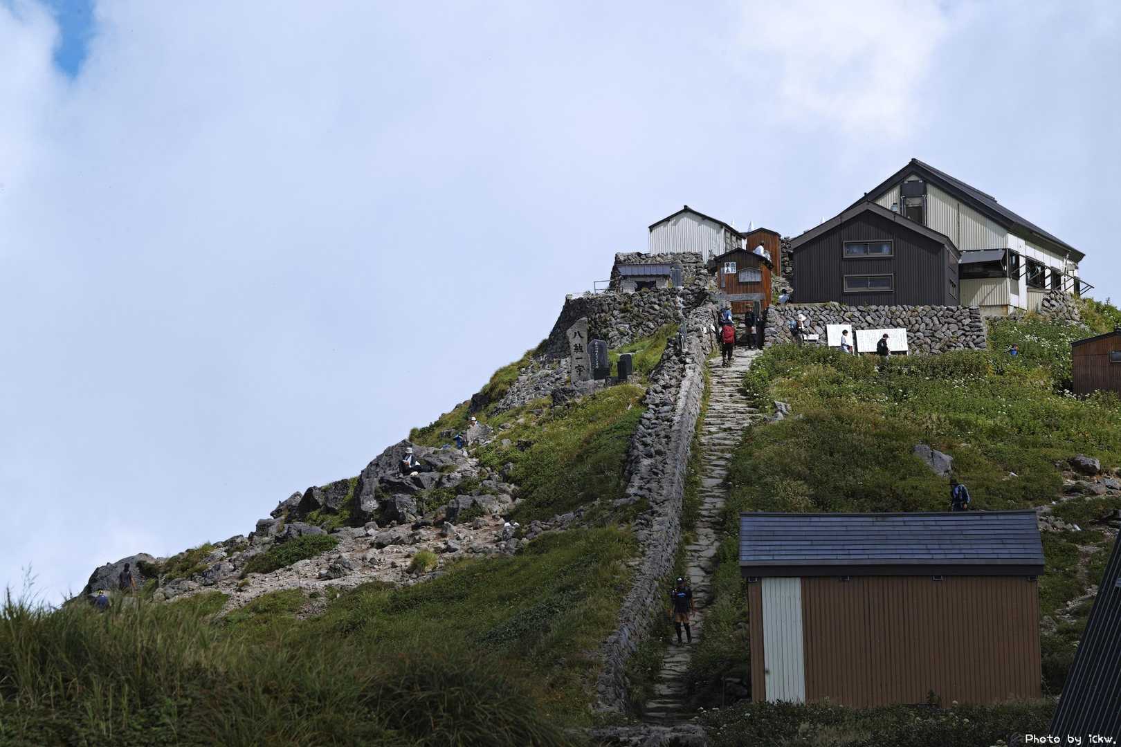 湯殿山バス停-湯殿山神社-月山神社-月山 往復コースの写真