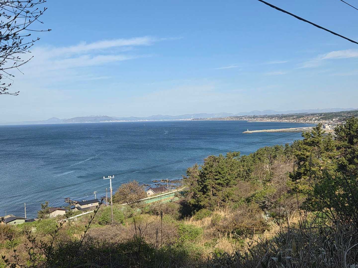 歩きだすとすぐに函館方面が綺麗に見えます
