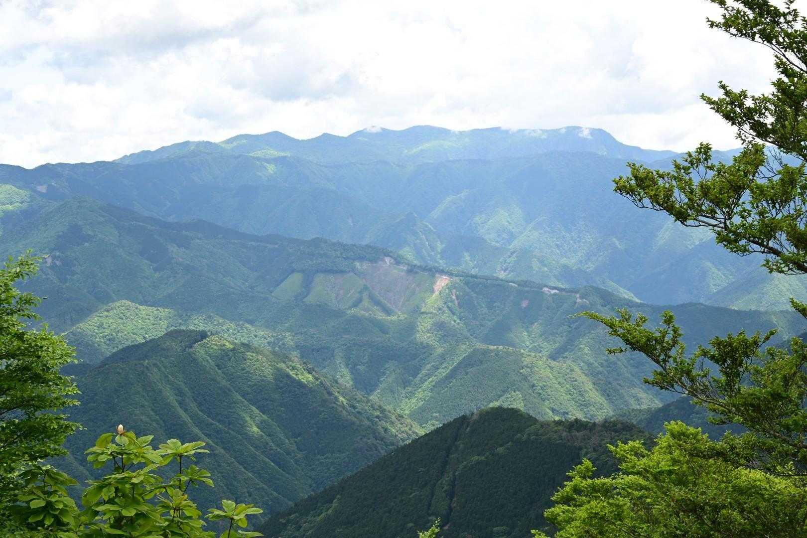 右手には大台ケ原がドン！
