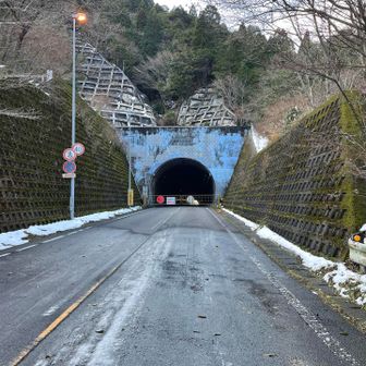 下山して来ました
ここから駐車場まで頑張ります