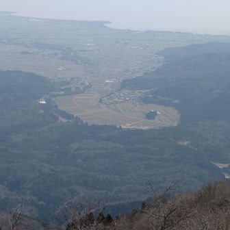 「蛇谷ヶ峰」の山名由来はコレ
そう言われると蛇に見えます🐍