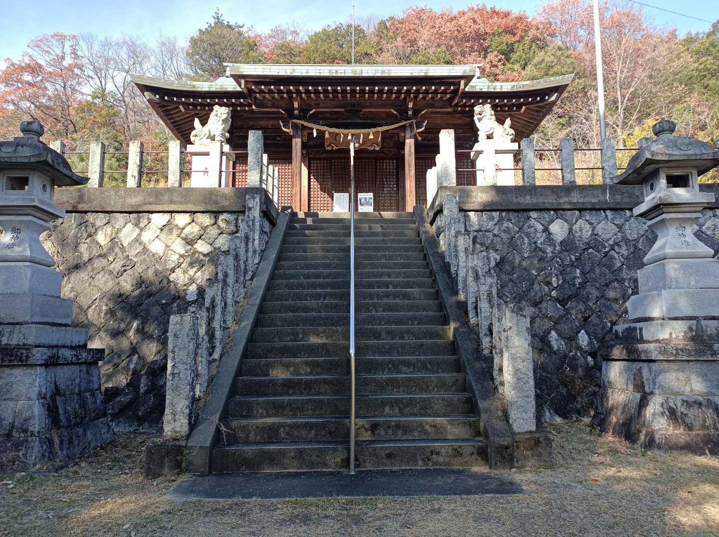 無事に下山出来ました🙏
予定はここまでだったけど、体力も時間も余裕あり👍
て事で、あと2ピークいただきに✊