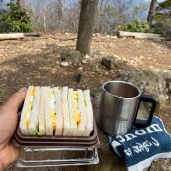 腹ごしらえはサンドイッチ🥪で