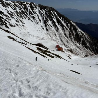 やっと尾根にあがった‼️